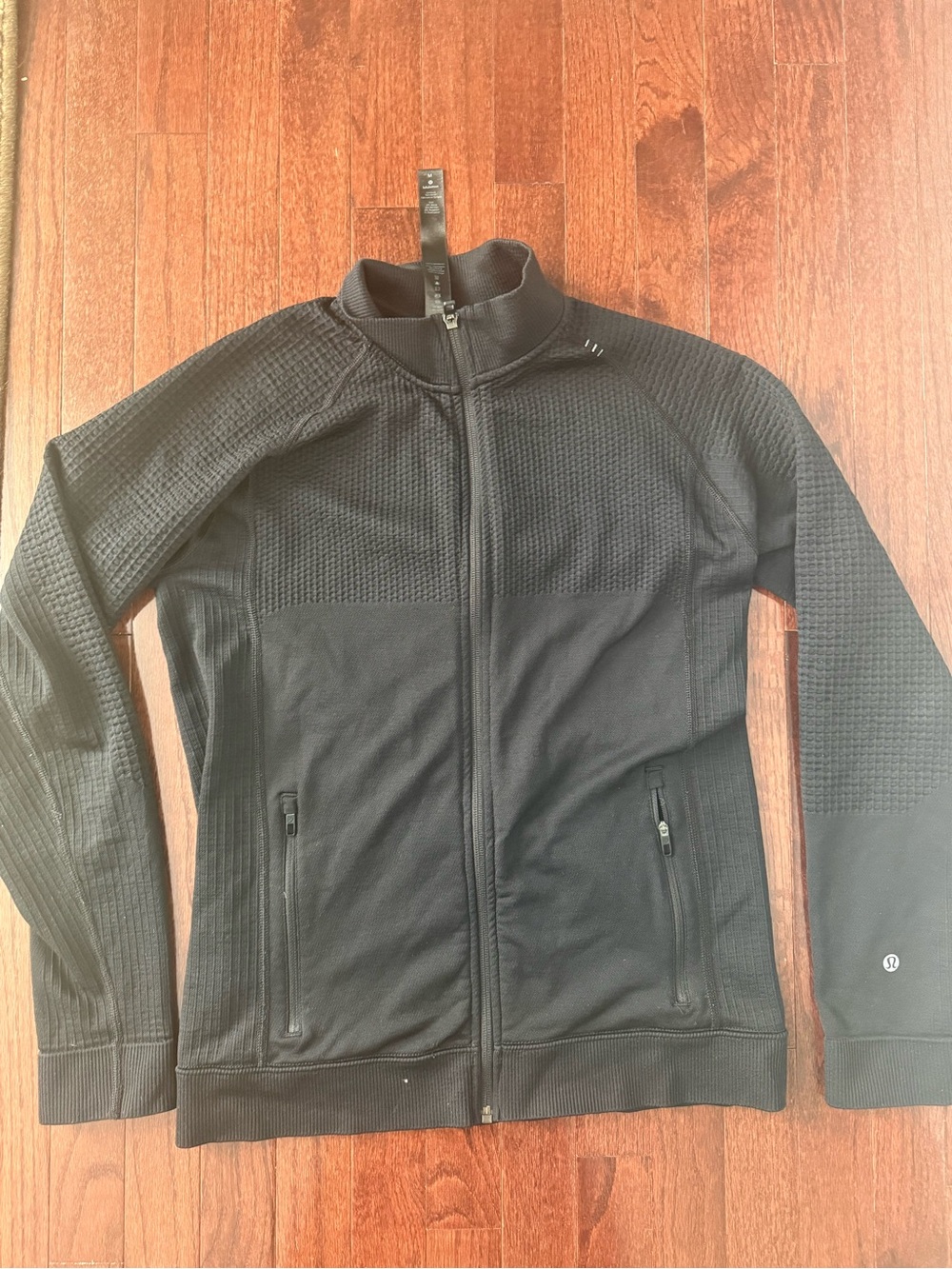 Lululemon Women Medium  Black Full‑Zip Performance Jacket